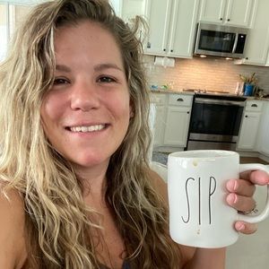 Meet your Posher, Eileen